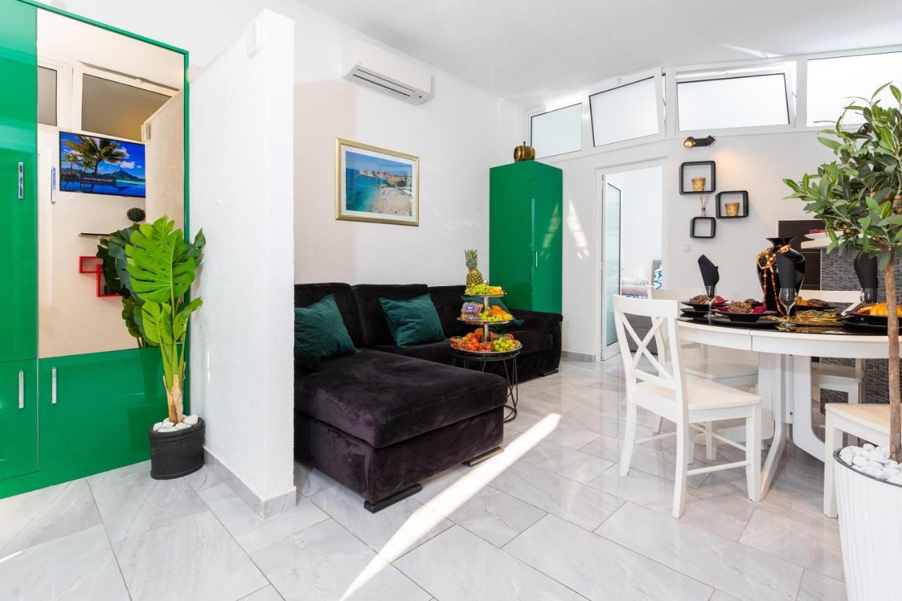 Apartment By The Way Hot Tub And Free Parking Дубровник Екстериор снимка