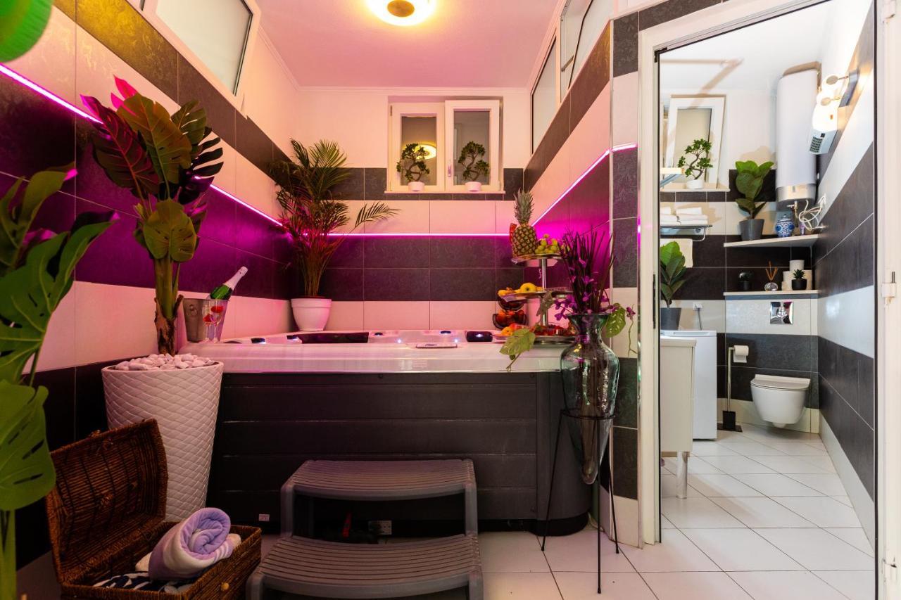 Apartment By The Way Hot Tub And Free Parking Дубровник Екстериор снимка